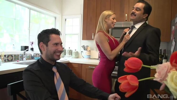 Alexis Fawx gets glazed by stud as buddy watches