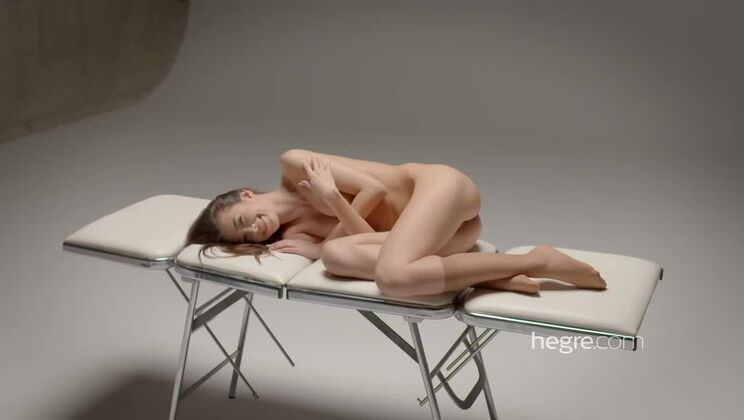 Nicolette's Secret Backstage Session