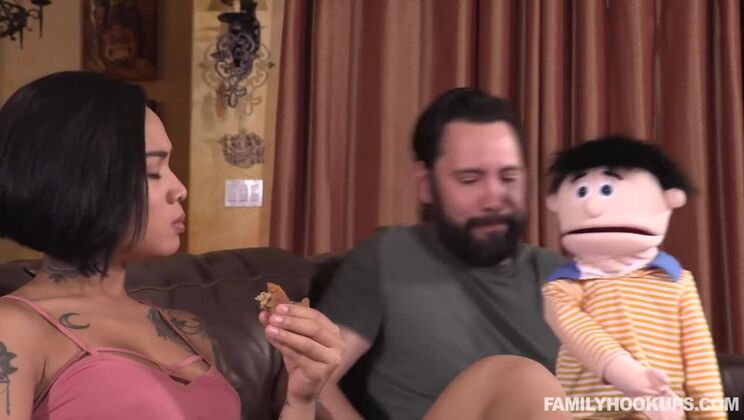 Honey Gold Lets Fake Niece Down with a Handjob