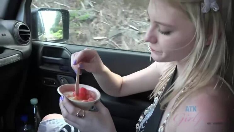 Exhibitionist Melody Marks takes a big load outside