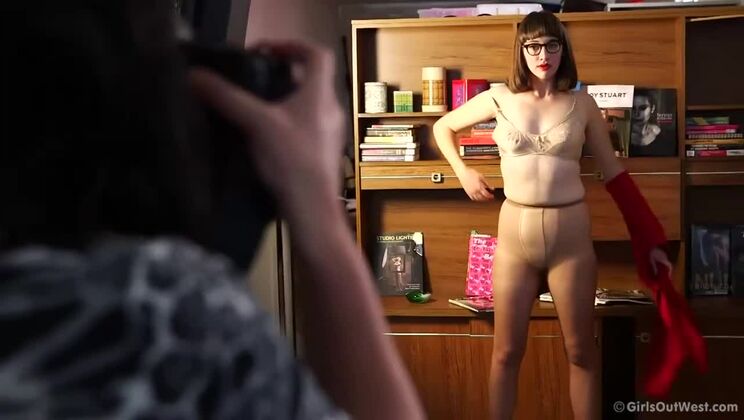 Sadie Behind The Scenes Photoshoot