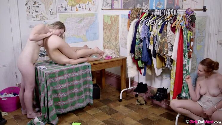 Dusty & Mae: Garage Sale pt2 Naughty Style