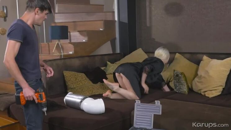 Angie Lynx Blonde and Tattooed - Drilling to Satisfaction