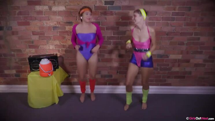 Big Boobs Hairy Girls Ray & Ripley