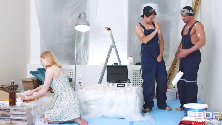 European Teen Gets Double Banged