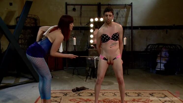 Bella Rossi Sucks COCK and Gets Her Pussy Licked