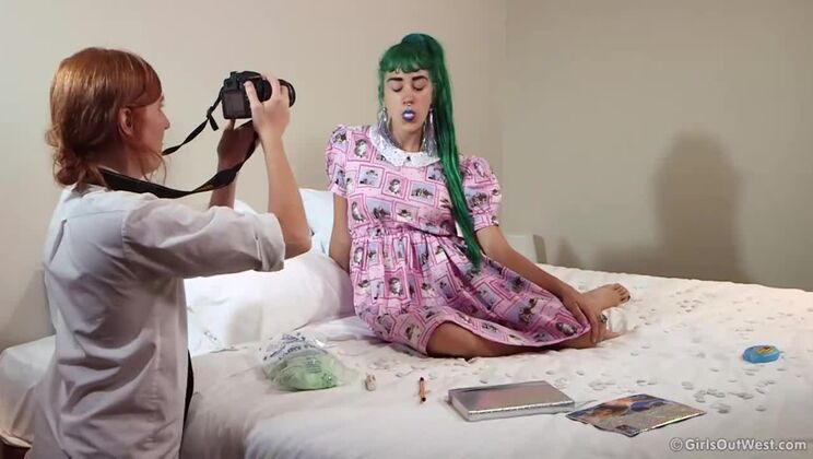 Redhead Lesbians - Avalon & Emerald Celebrate