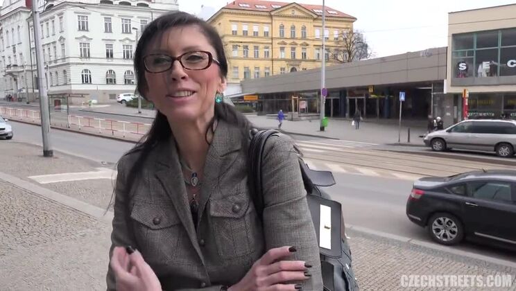 MILF Czech Brunette on the Streets