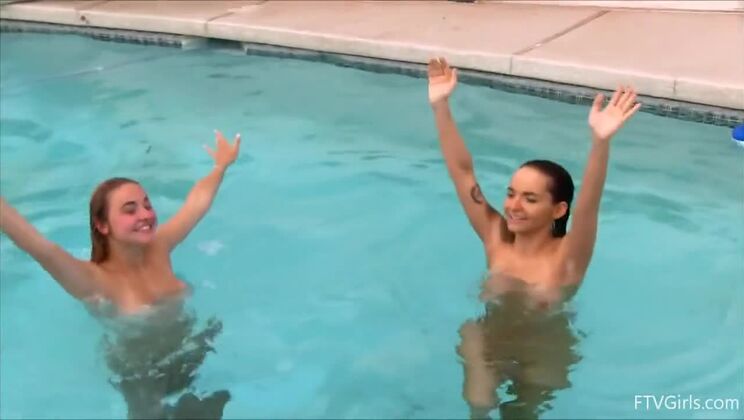 Stella & Charlotte's Hot Chemistry