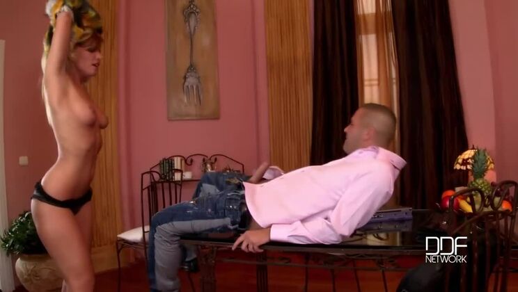 Tiffany Rousso's Deepthroat and Pussy Licking