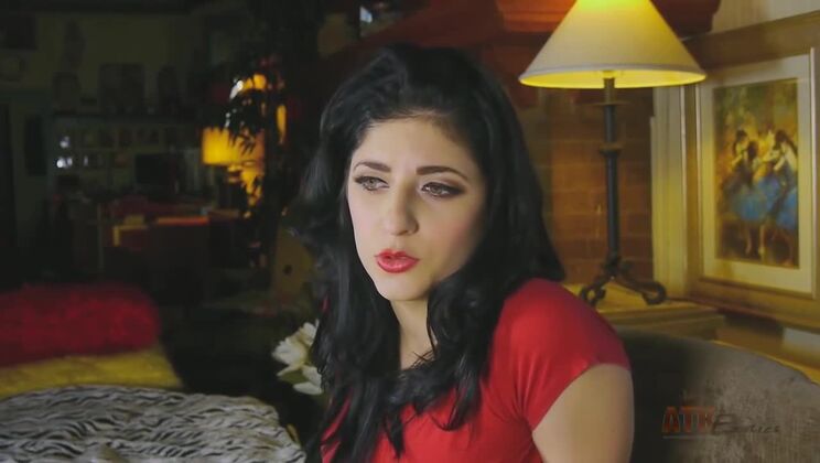 Pierced and Shaved: Nikki Knightly's Foot Fetish