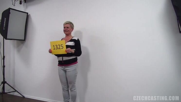 Teasing Czech Blonde Dagmar