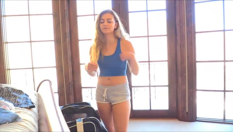 Cara's Fetish for Easy Orgasms