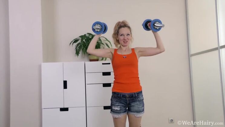 Amateur Foxy's Solo Lingerie Fun