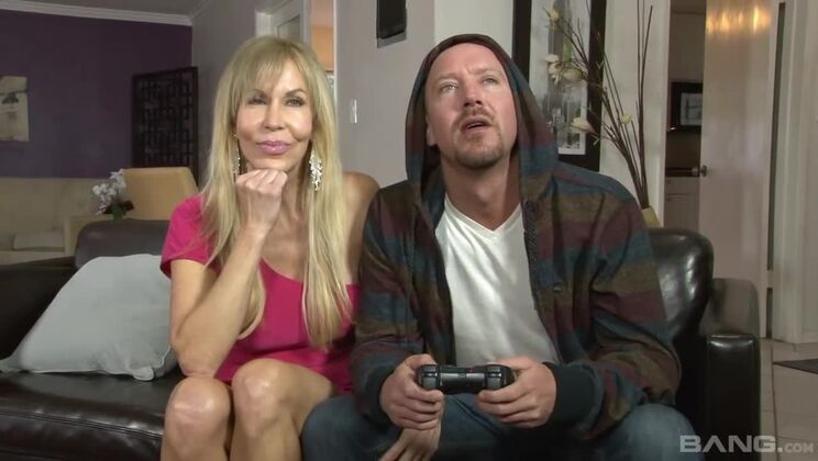 Erica Lauren's Big Tits And Ass Worshiped By Her Stepdaughter's Beau