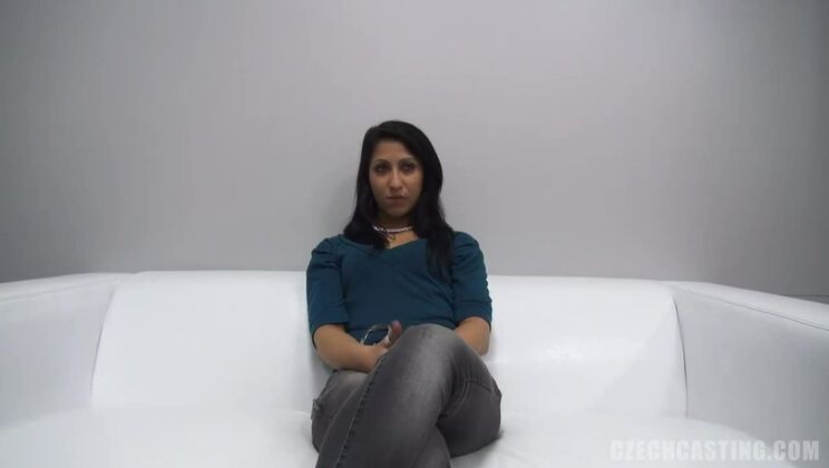 European Ilona's Brunette Desire