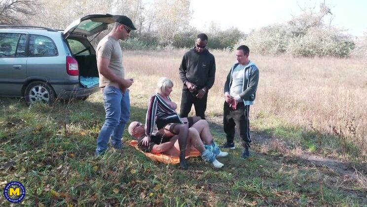 Mature Amy's Insatiable Lust - 4 Guys Satisfied