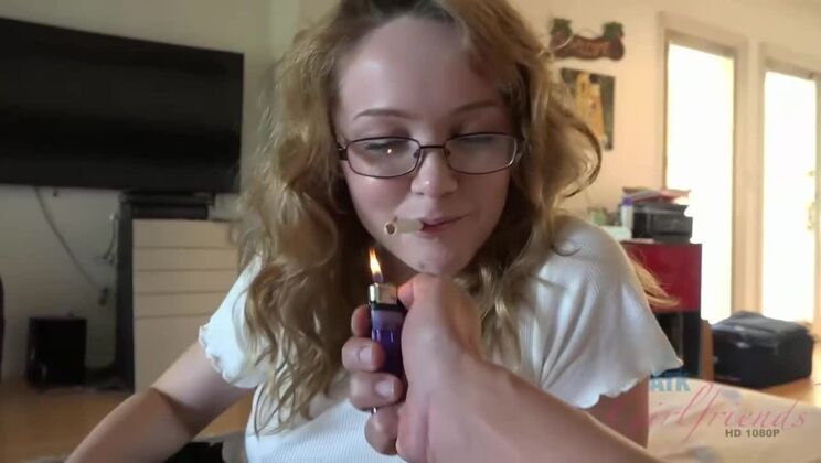 Nikole Nash's Amateur Antics - A Creampie Delight