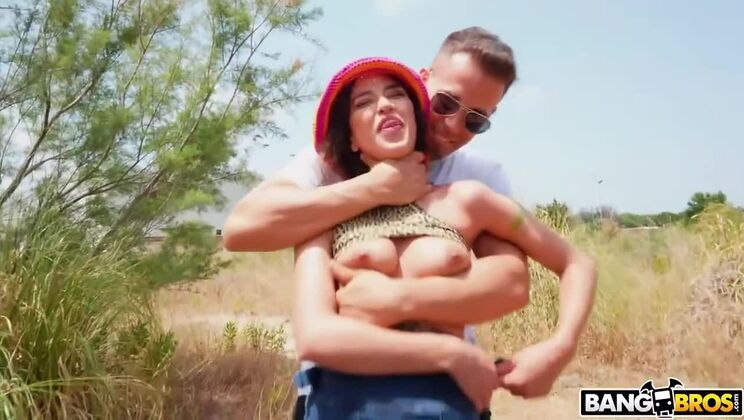 POV Action: Geisha Kyd's Facial (05-08-2022) Outdoor