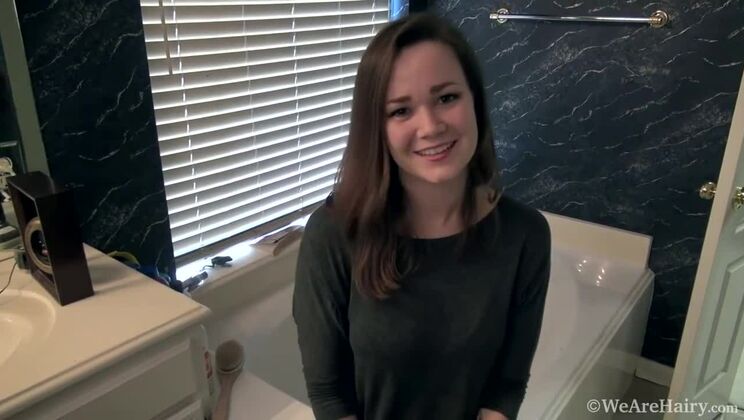 We Cast Hairy and Sexy Melissa XoXo with Kelly Morgan