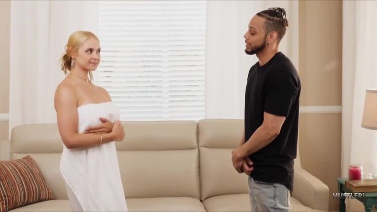 Sarah Vandella - Seductive Blonde with Big Ass