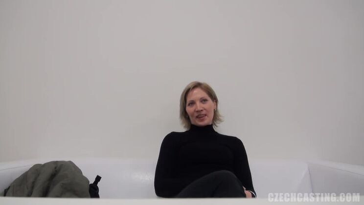 Viktorie's Blonde European Charm