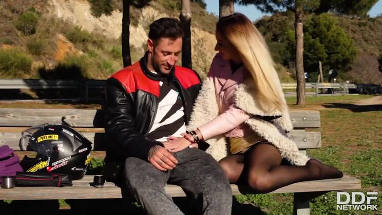 Revenge Sex with Blonde Anna Thorne Outdoors