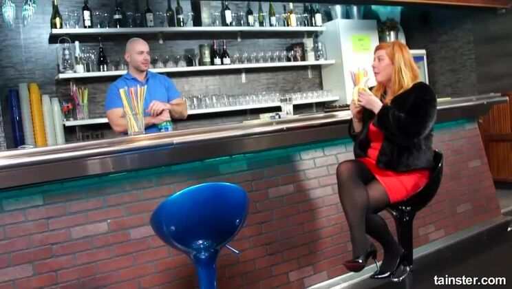 Pissing, Cumshot, and Big Tits: MILF's Dream!