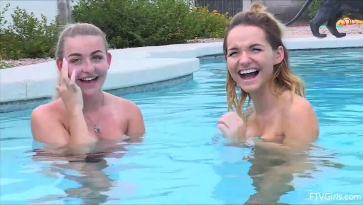 Solo Stella's Penetration Delight