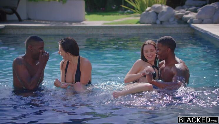 [BLACKED] - Leah Gotti and Lana Rhoades in MMFF - Lana Rhoades - Isiah Maxwell - Leah Gotti - Jason Brown