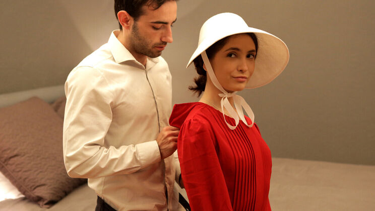 The Brunette's Sloppy Pussy Licking - S2:E5