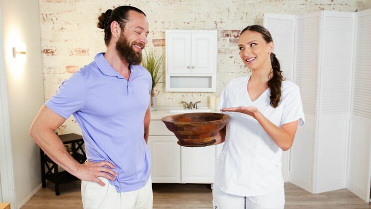 Deepthroat and Cumshot Fun with Izzy