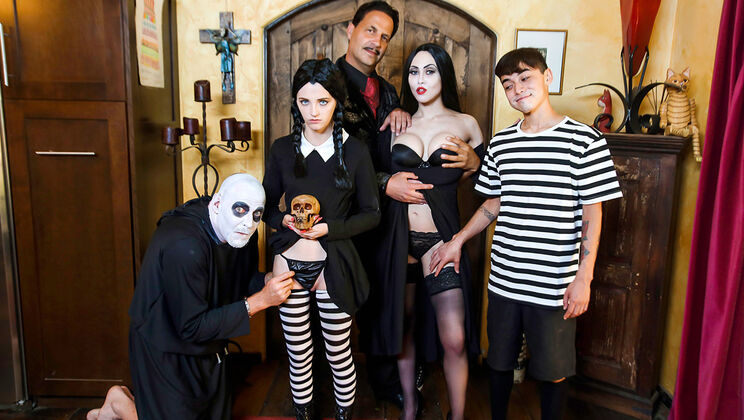 Addams Family Fucking MILFs