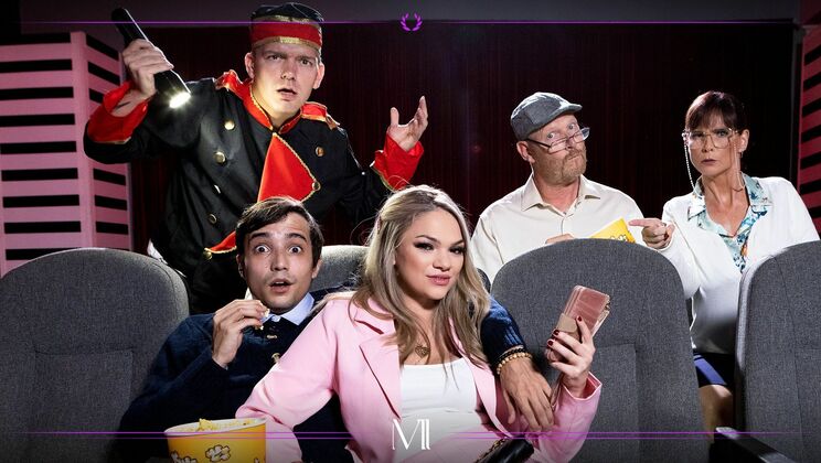 Public Pussy Licking Turns Into Hardcore Deepthroat