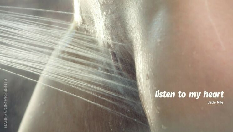 Solo Brunette: Jade Nile's Masturbation