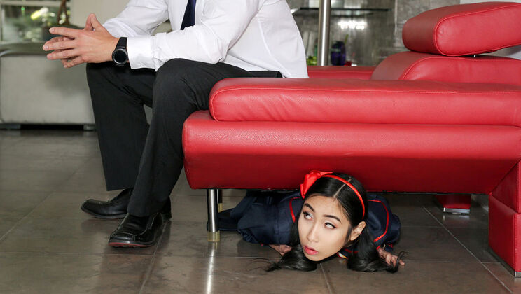 Smallest Oriental Girl With A Fine Line