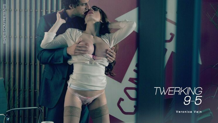 Jay Smooth Meets Veronica Vain in Cowgirl Ride