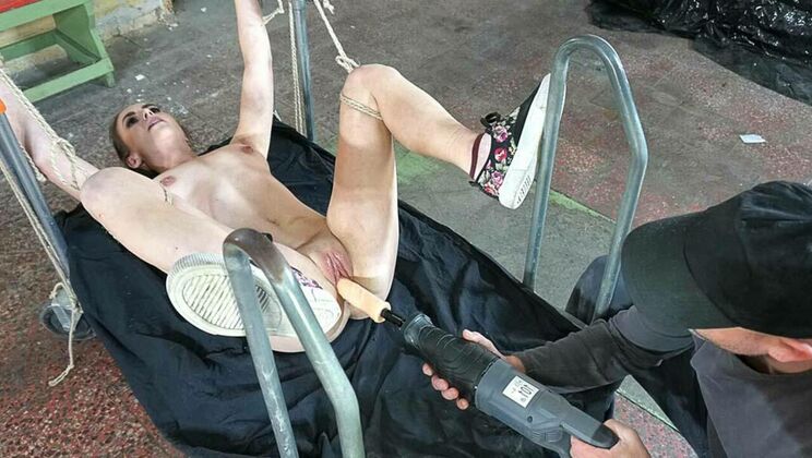 Fucking Machine Takes Control of Lenna