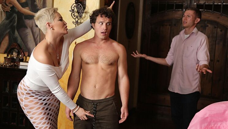 Pussy Licking Palace