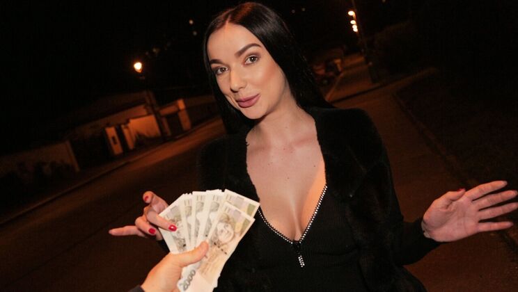 Czech Girl's Big Tits and Ass