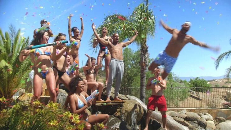 Face Sitting and Pussy Licking: Lesbian Farewell