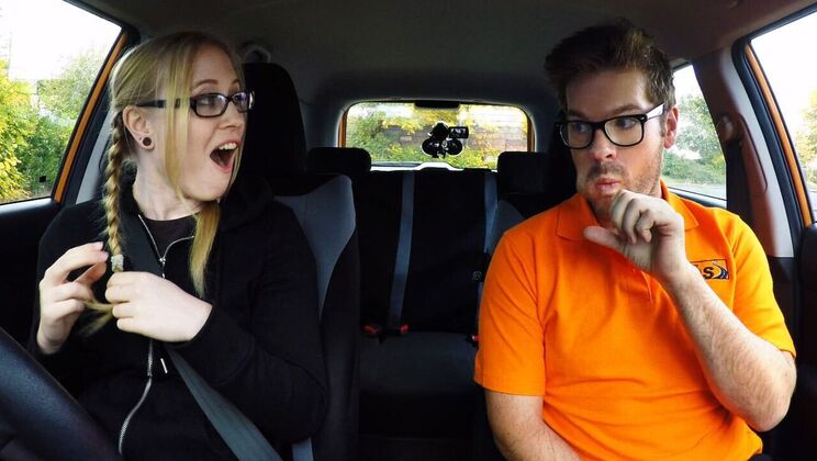 Handjob and Creampie in Car