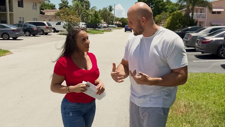 Milf's Pet Plaything