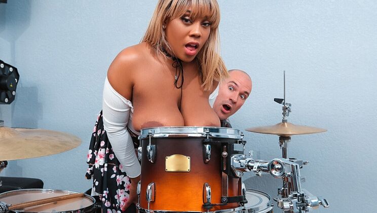 POV Blowjob with Yummy