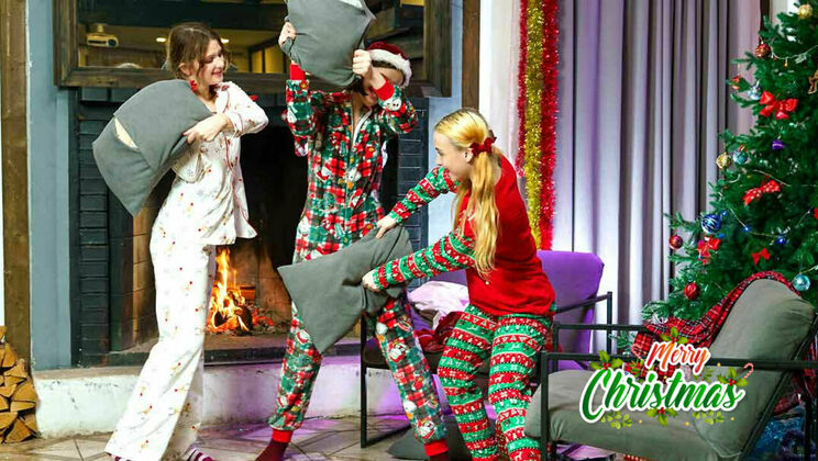 Tattooed Lovers Enjoy Fingering and More