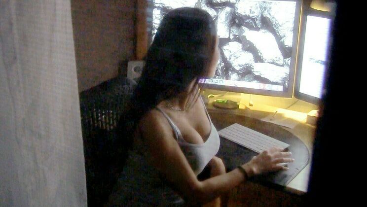 Cowgirl in Reverse with Busty Vanessa