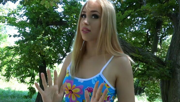 Blonde Girl's Amateur Sex Video