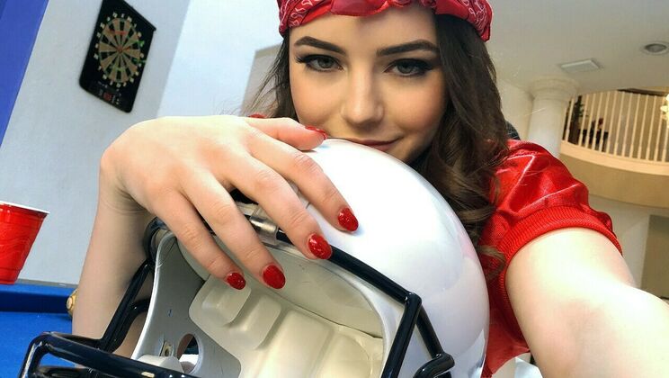 Amateur Bet Loser Kylie Quinn