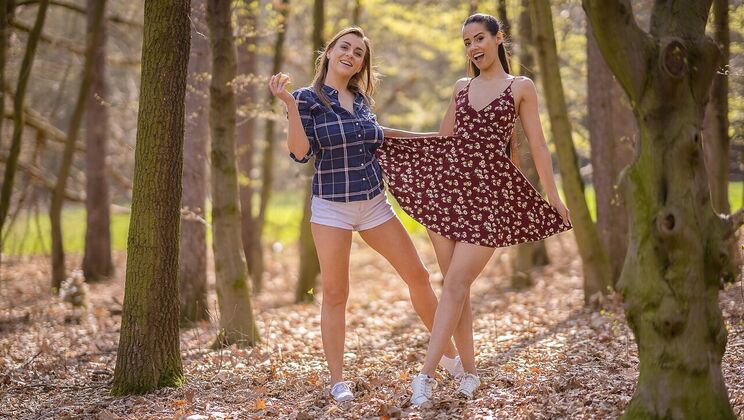 Natural Tits Latina Enjoys Outdoor Gonzo with Friend