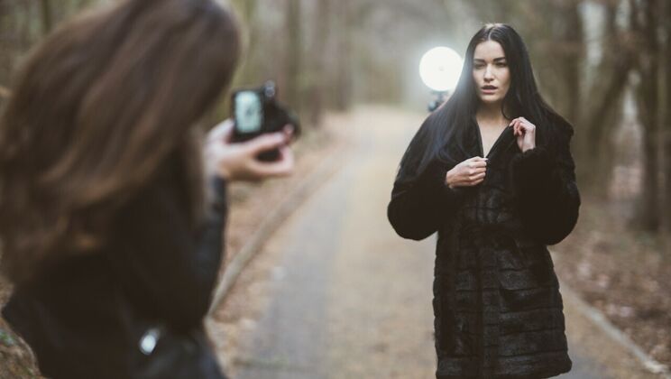 Natural Tits Czech Teen in Lesbian Scene